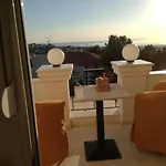 πολυτελής με θέα τον θερμαϊκό