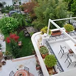 πολυτελής με θέα τον θερμαϊκό Villa Tesalónica