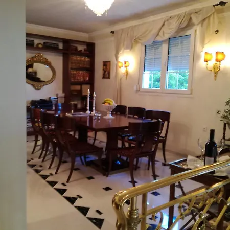 πολυτελής με θέα τον θερμαϊκό Vilă *