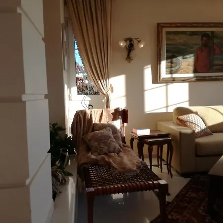 Villa πολυτελής με θέα τον θερμαϊκό *