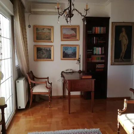 πολυτελής με θέα τον θερμαϊκό *