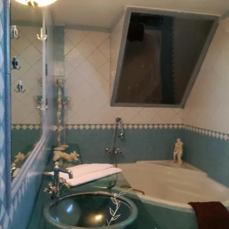 Villa πολυτελής με θέα τον θερμαϊκό Thessaloniki