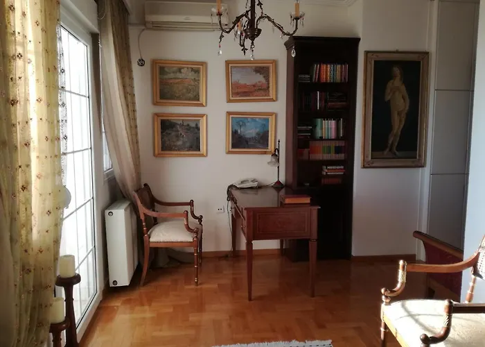 πολυτελής με θέα τον θερμαϊκό *