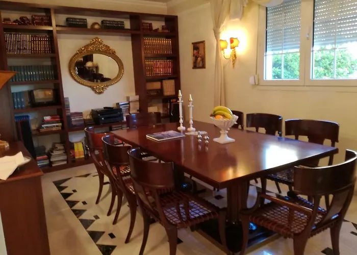 πολυτελής με θέα τον θερμαϊκό *