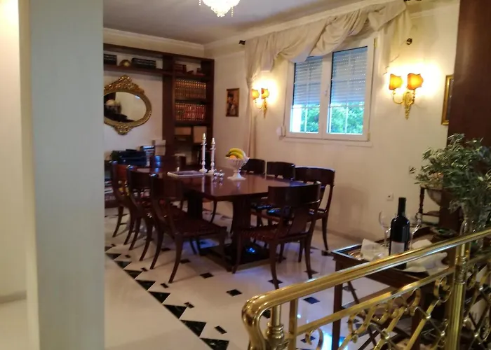 πολυτελής με θέα τον θερμαϊκό Villa *