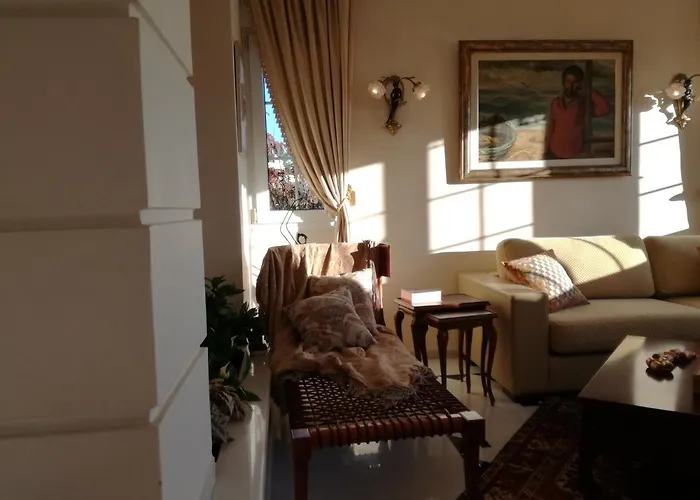 Villa πολυτελής με θέα τον θερμαϊκό *