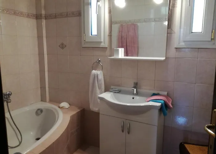 πολυτελής με θέα τον θερμαϊκό